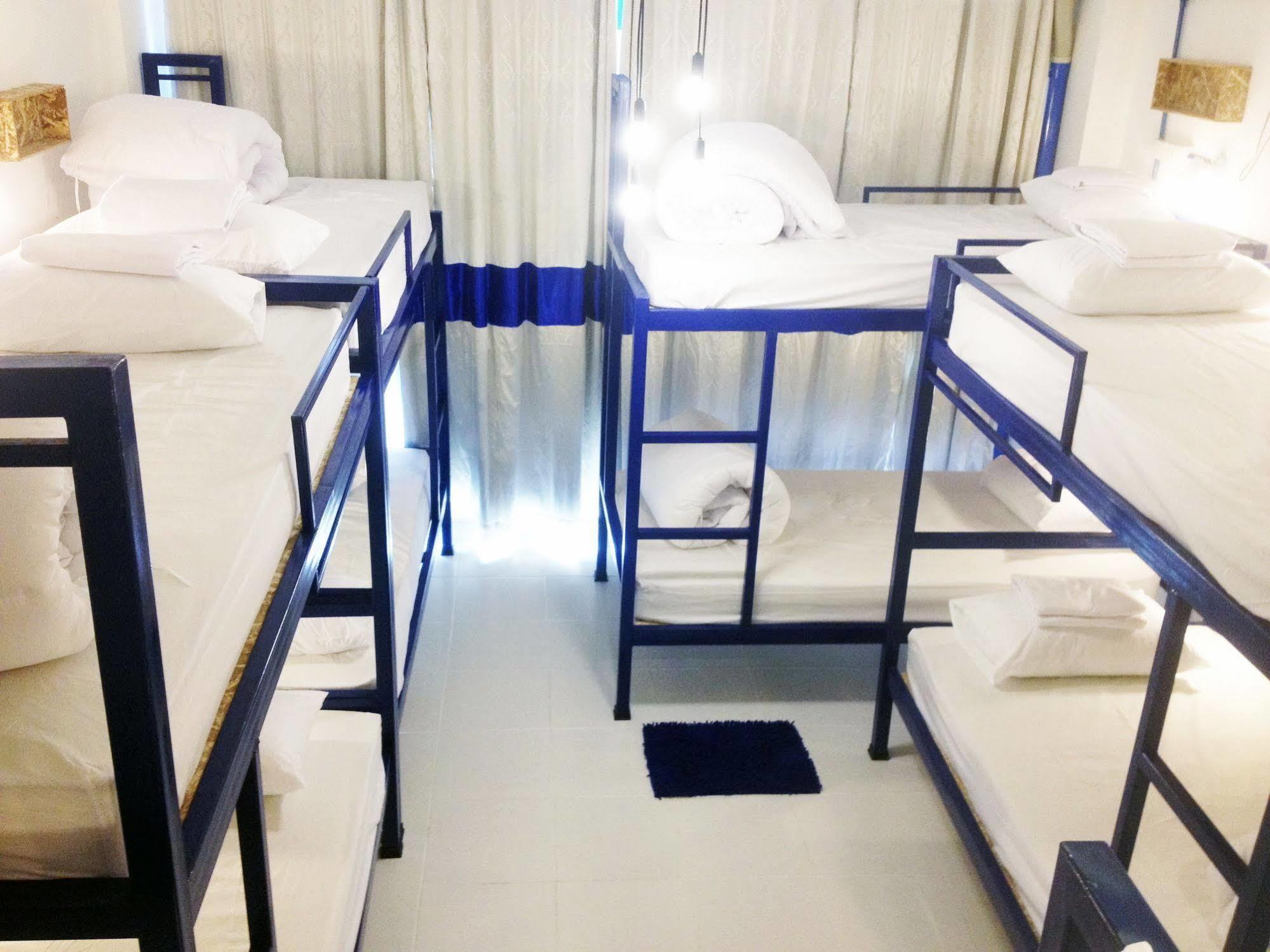 Safe And Sound Hostel 치앙마이 외부 사진