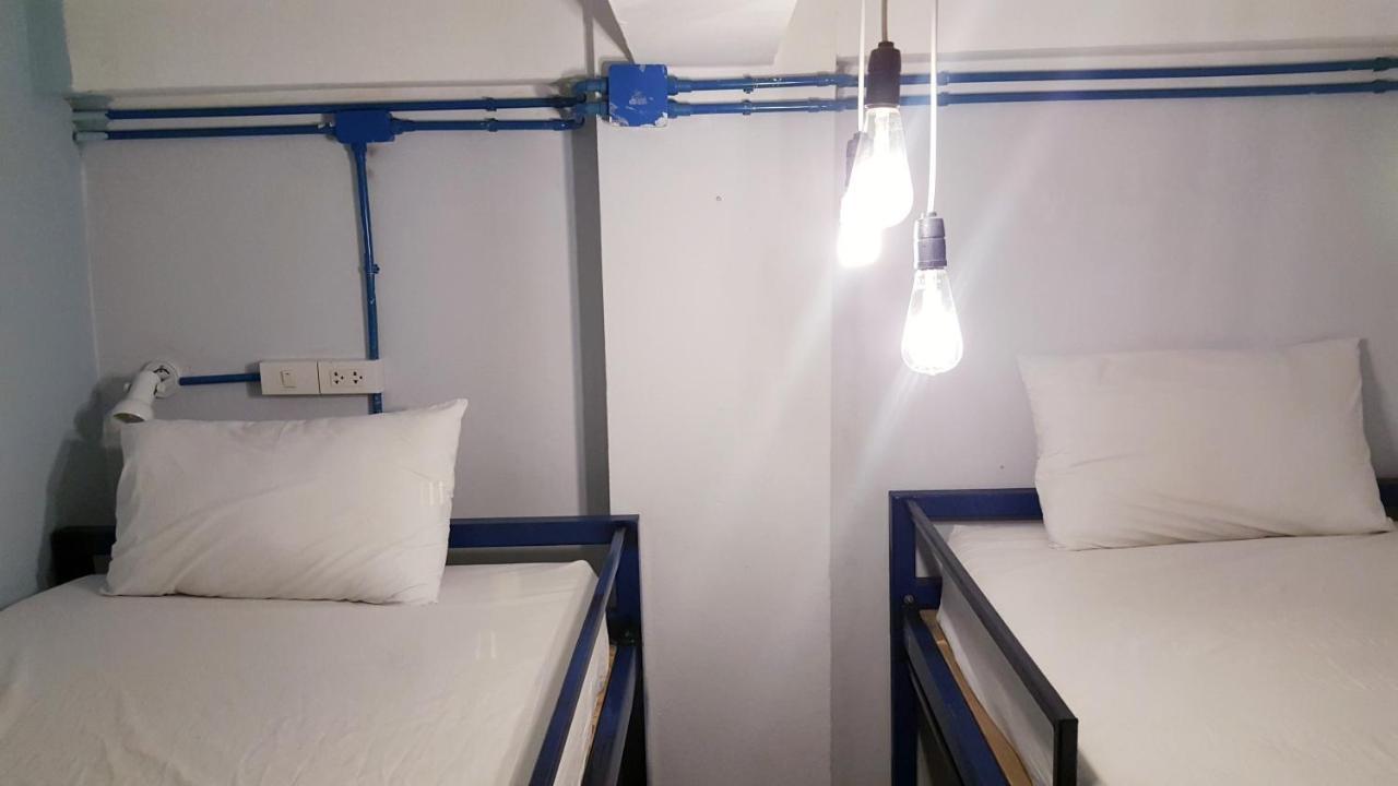 Safe And Sound Hostel 치앙마이 외부 사진