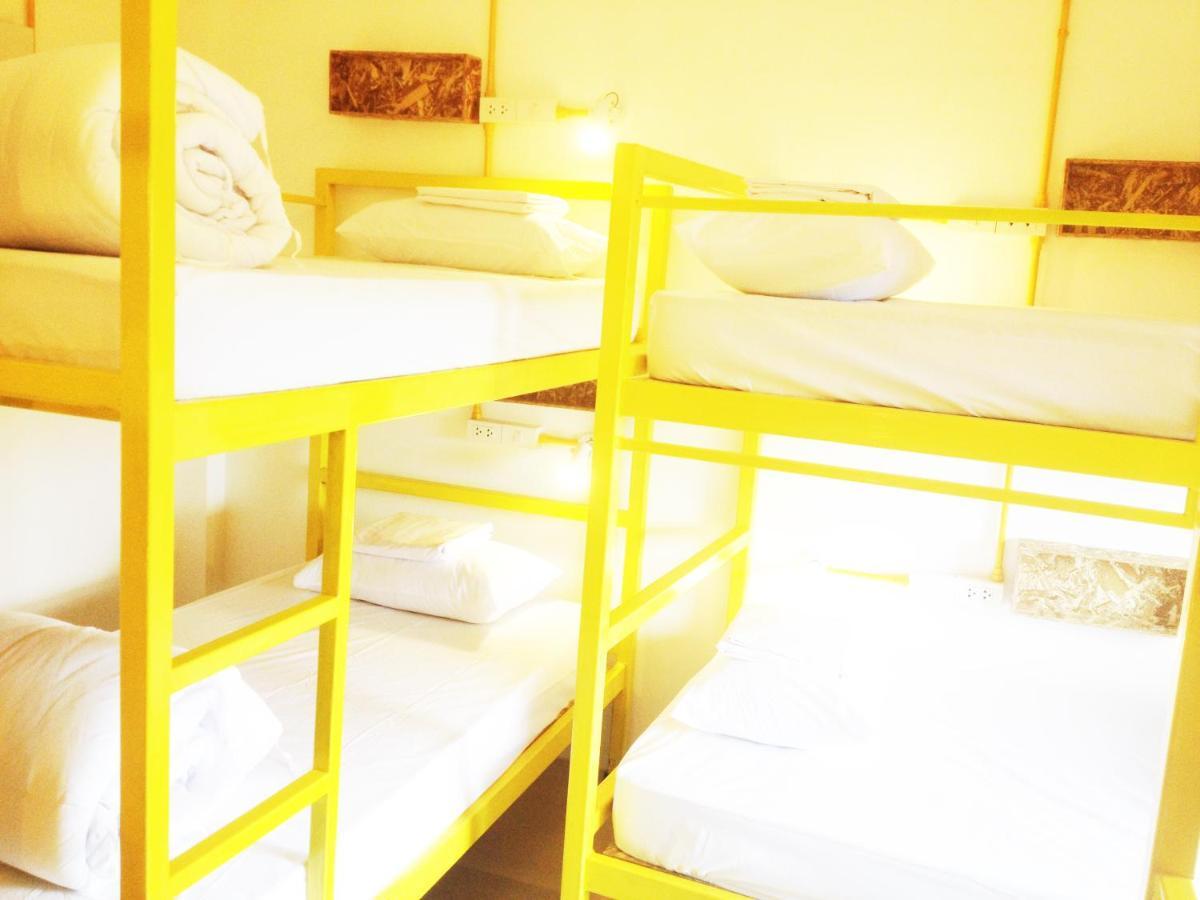 Safe And Sound Hostel 치앙마이 외부 사진