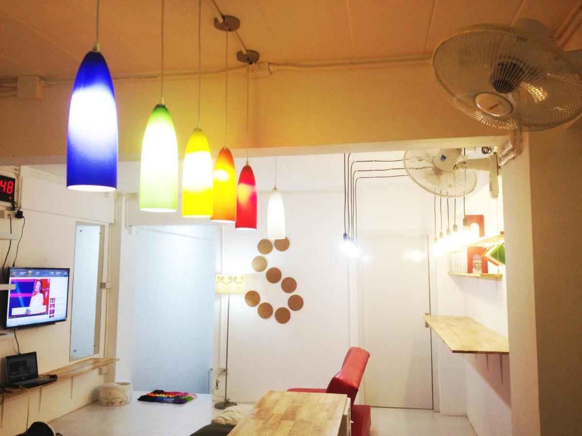 Safe And Sound Hostel 치앙마이 외부 사진